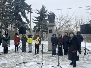 df5eb69d-9a72-4e62-8d3e-cf414bf281e2