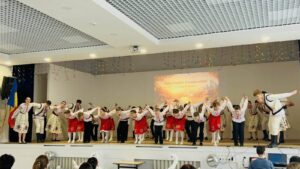 17c47044-4b88-4c53-b707-1c0033e56ecc